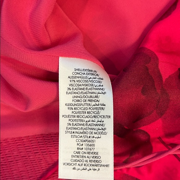 Alice + Olivia Valentina Floral Elasticized Top - Picture 11 of 11